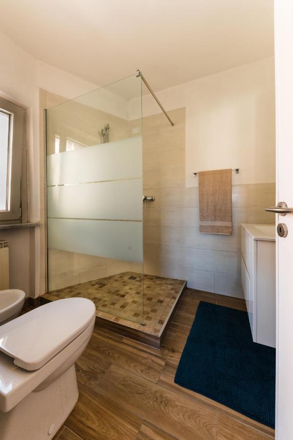San Gaudenzio 16 Villa Ivrea Bagian luar foto