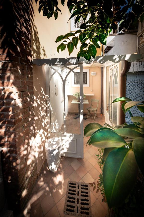 San Gaudenzio 16 Villa Ivrea Bagian luar foto